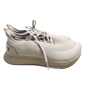 Flux Adapt Runner shoes